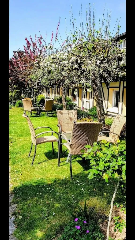 Logis Hôtel de la Croix d'Or_Avranches_slider_image_1