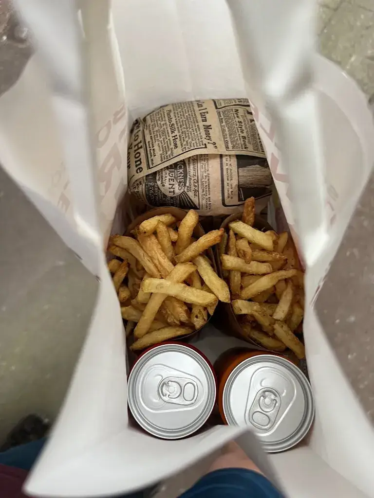 Marek F_French Burger Club_Avranches_review