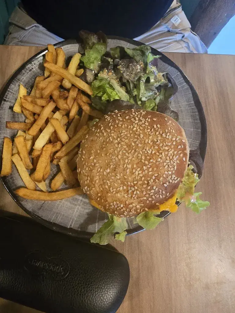 Sylwia Pietrzykowska_La Parenthèse de la Baie_Courtils_review