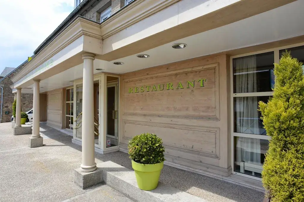 Logis Hôtel le Gué du Holme_Saint-Quentin-sur-le-Homme_slider_image_1