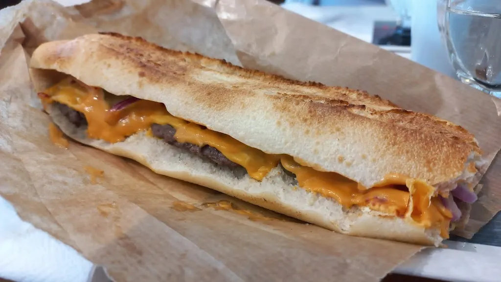 Sabrina D_Bar Le Festival_Avranches_recensione