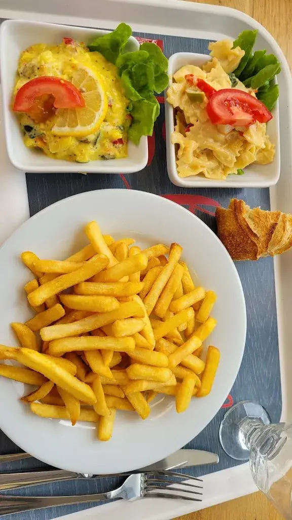 Caro_Cafétéria le Festival_Avranches_review