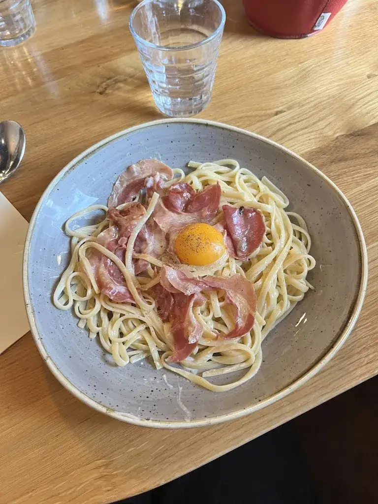 Yanaika Denayer_Del Arte_Avranches_review