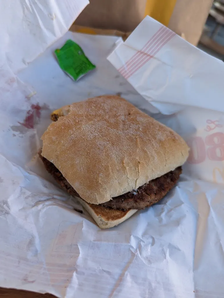 Luke Bowkett (Macho Nacho 57)_McDonald's_Avranches_review