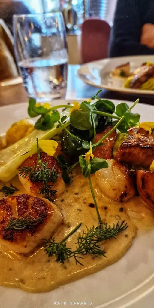 Katrina Neal-Hamel_La Pause Des Genêts - Resto - Boutique_Genêts_review