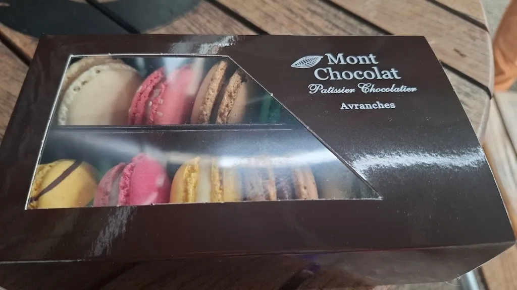 Elodie B_MONT CHOCOLAT_Avranches_review