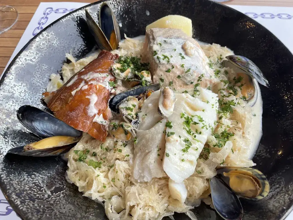 Werner Wildfang_Bar Restaurant La Cale Marine_Barneville-Carteret_avis