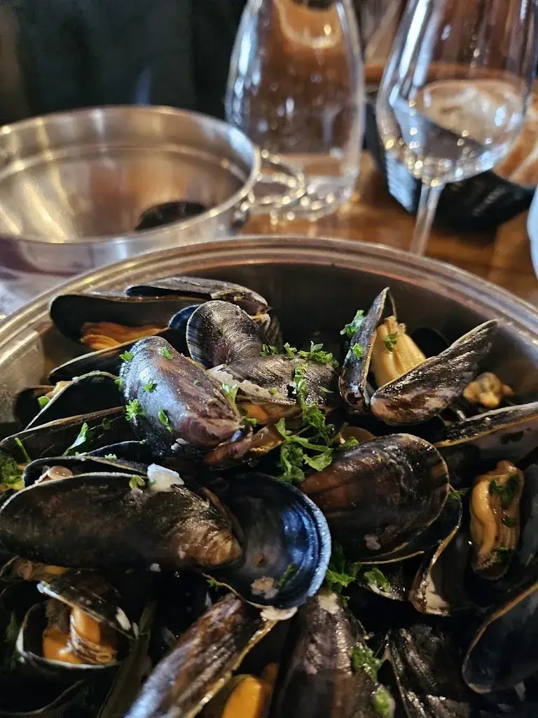 Bar Restaurant La Cale Marine_Barneville-Carteret_slider_image_2