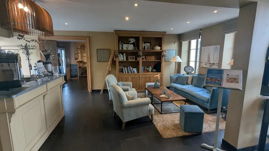 michael naylor_Hôtel Traiteur les Ormes, The Originals Relais_Barneville-Carteret_review