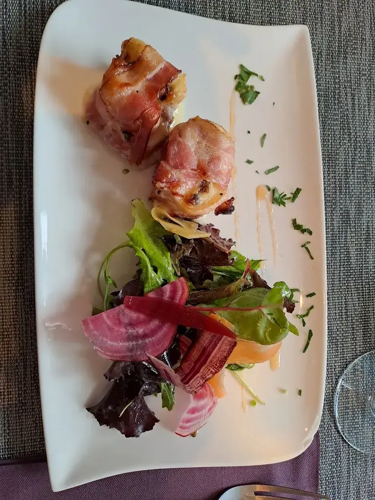 Paul Wright_La Rose Des Vents_Ouistreham_review