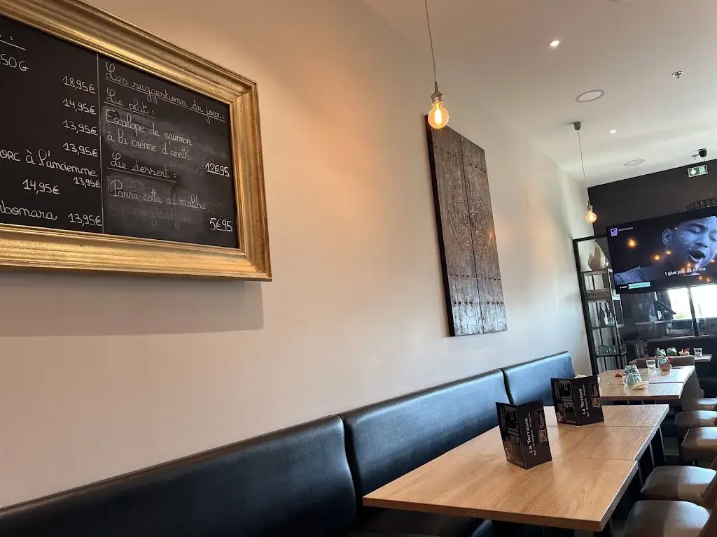 Tony Houdeville_La Terrasse_Barentin_review