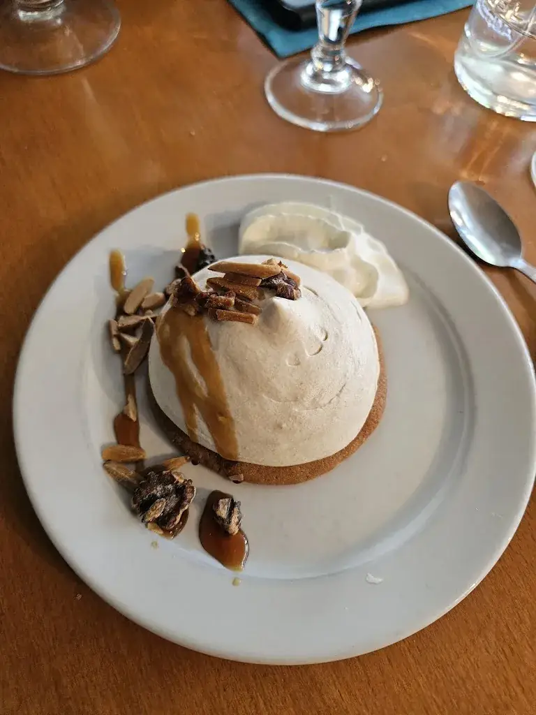 Maeva Rosa_Au Pont de Bonlieu_Sallenôves_review