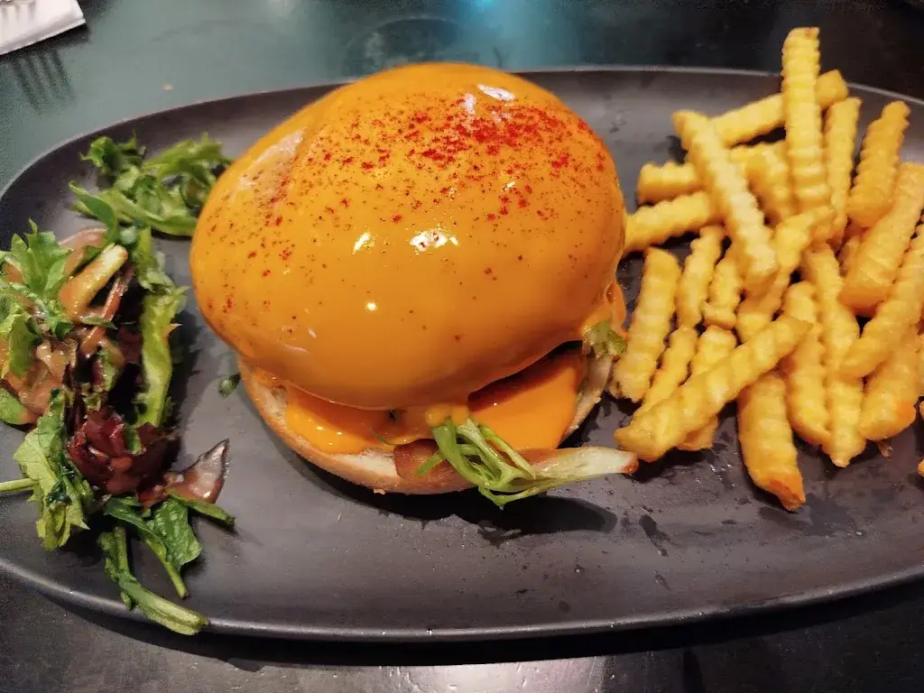 alex petit_Au Bureau - Pub et Brasserie_Pissy-Pôville_review