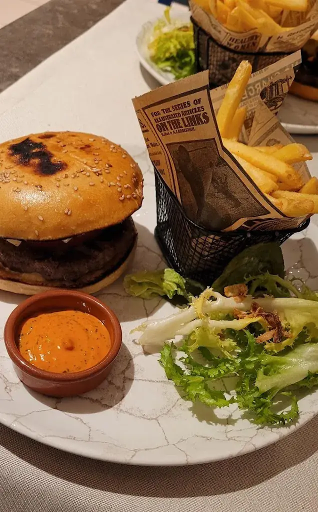 Elizaveta Kirichenko_Auberge du Bar à Thym_Minzier_review