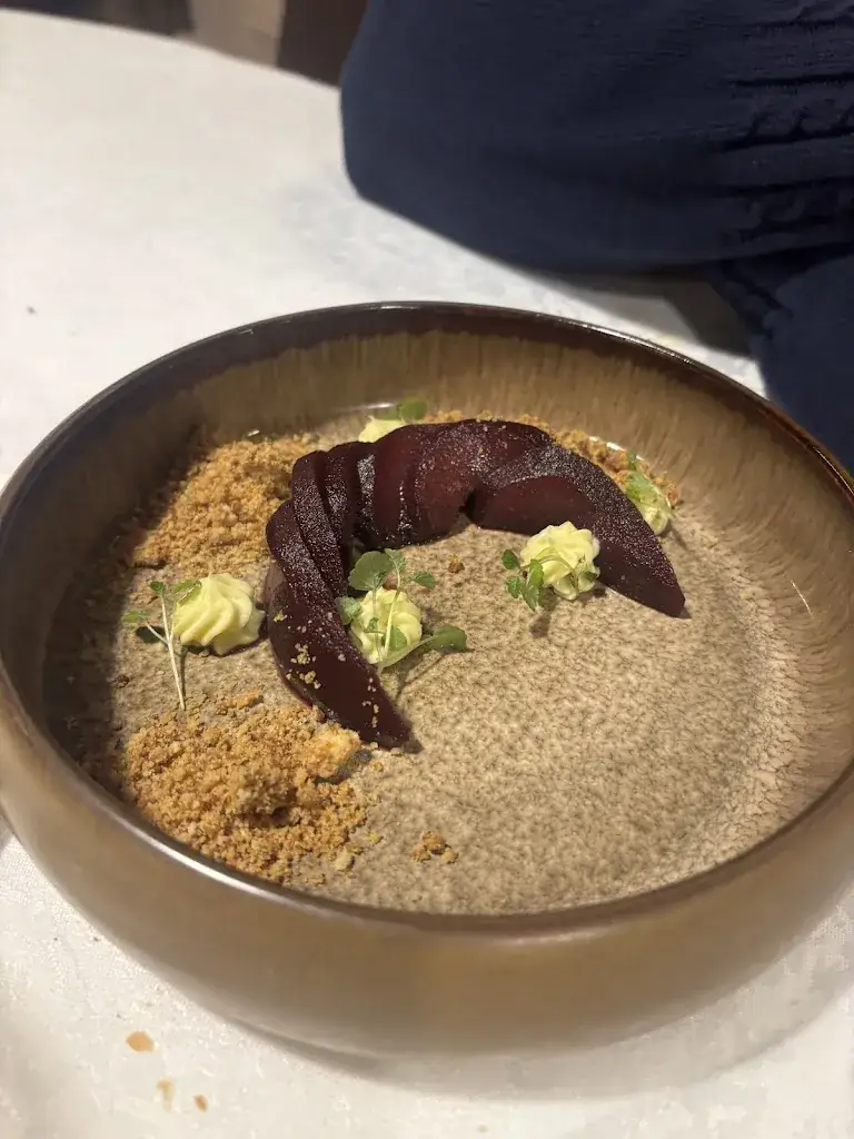 Laetitia Berton _La Croix d'Or selon Louis_Pavilly_review