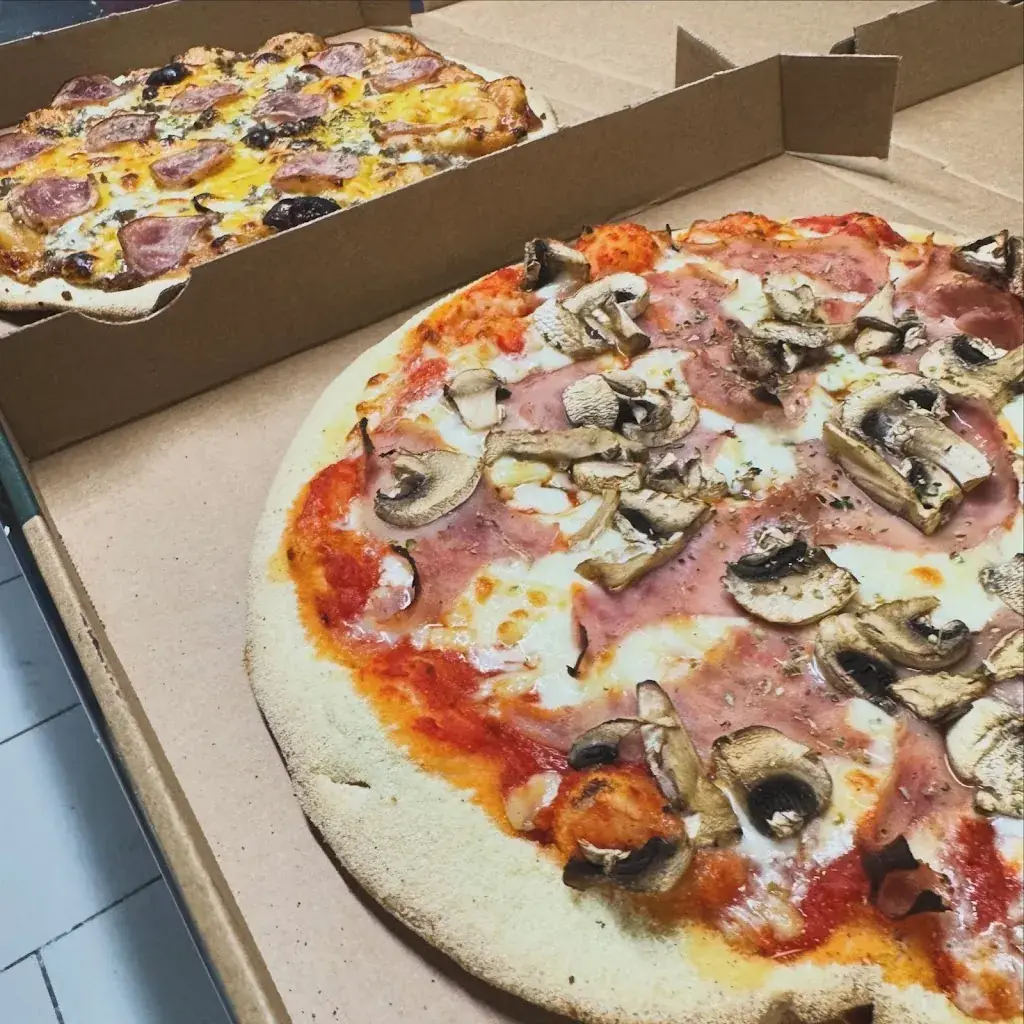 PIZZALAND_Pavilly_slider_image_3