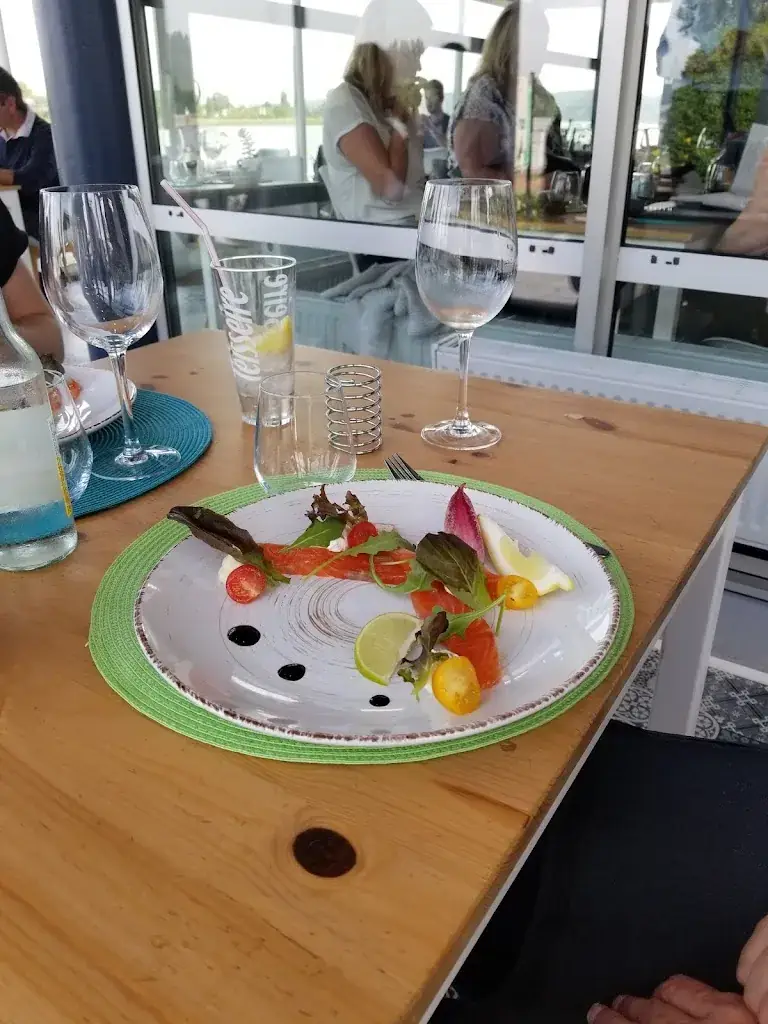 Greg Brophy_Le Réfectoire_Duclair_review