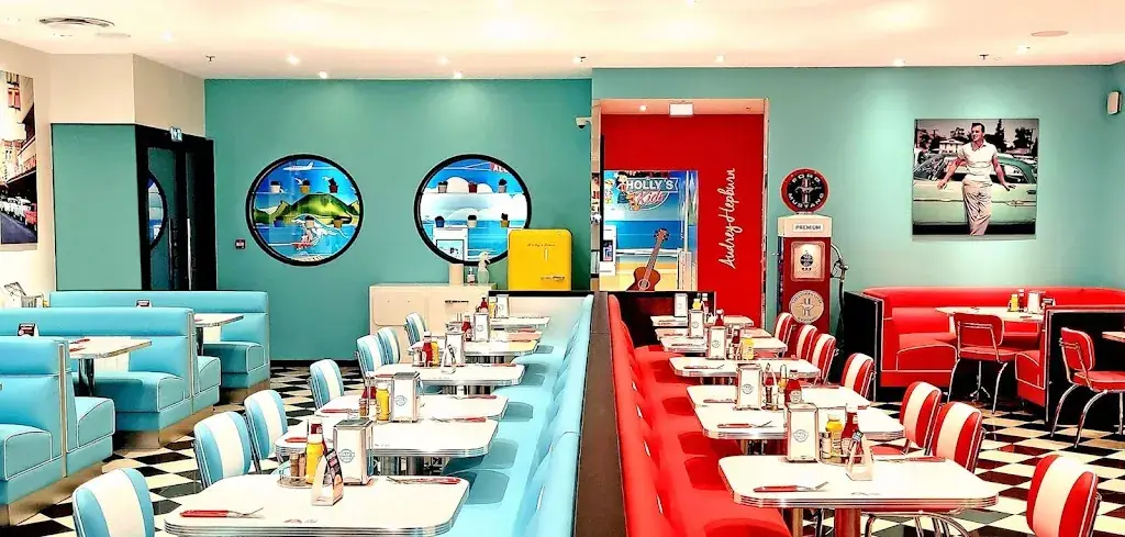 Holly's Diner restaurant in Barentin