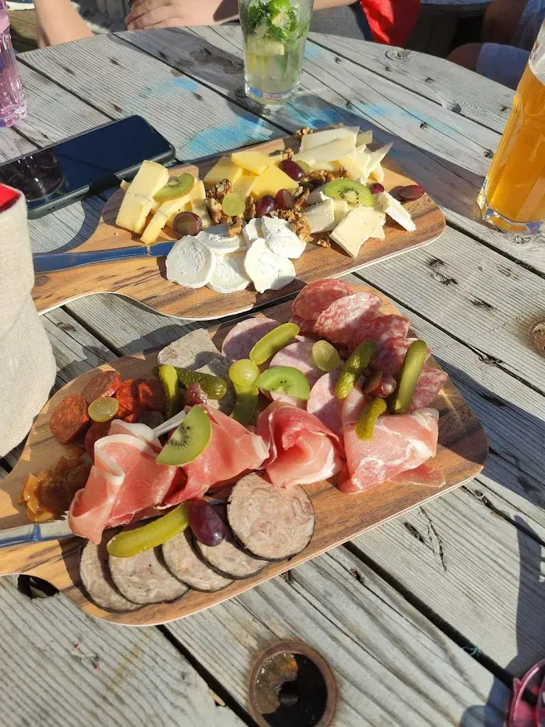 Menu_Restaurant La Cabane des Tamarins_Hague_image_6