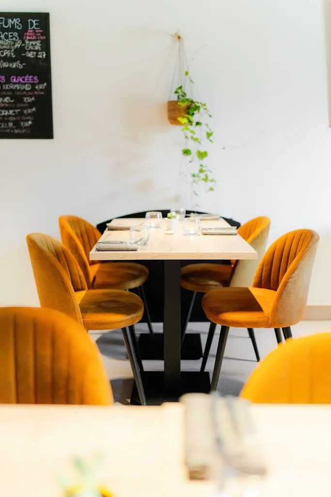 Le Ti Poui restaurant in Hague