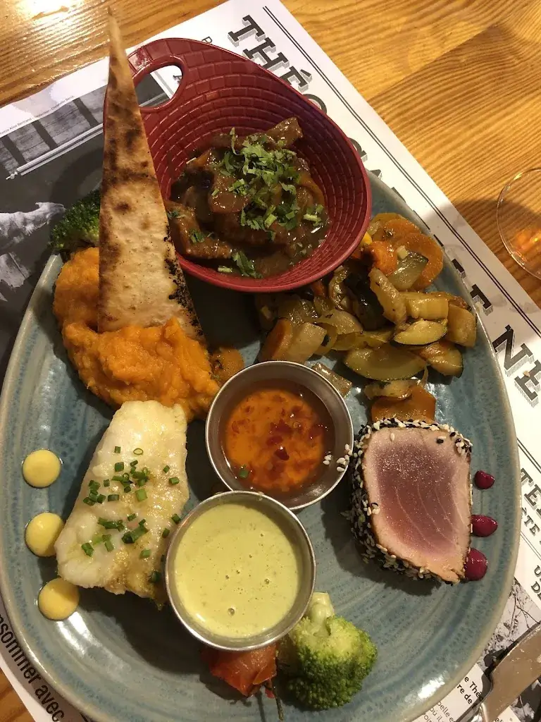 Soudaphone Chanthavong_La Malle aux Epices_Hague_recensione