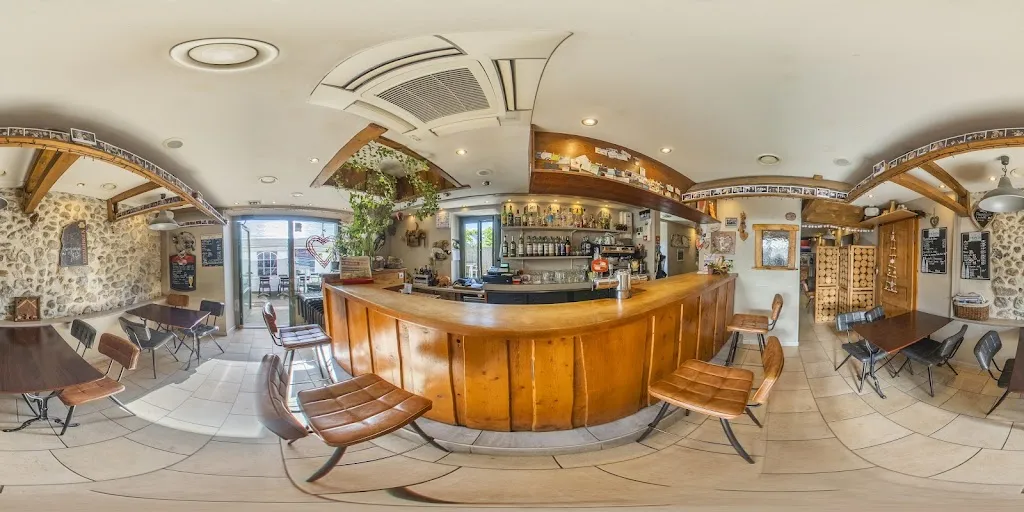 Café de la Poste_Sallenôves_slider_image_2