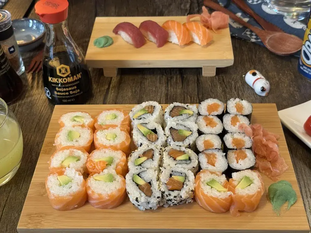 Simon J. Korteweg_sushi Z_Belbeuf_review