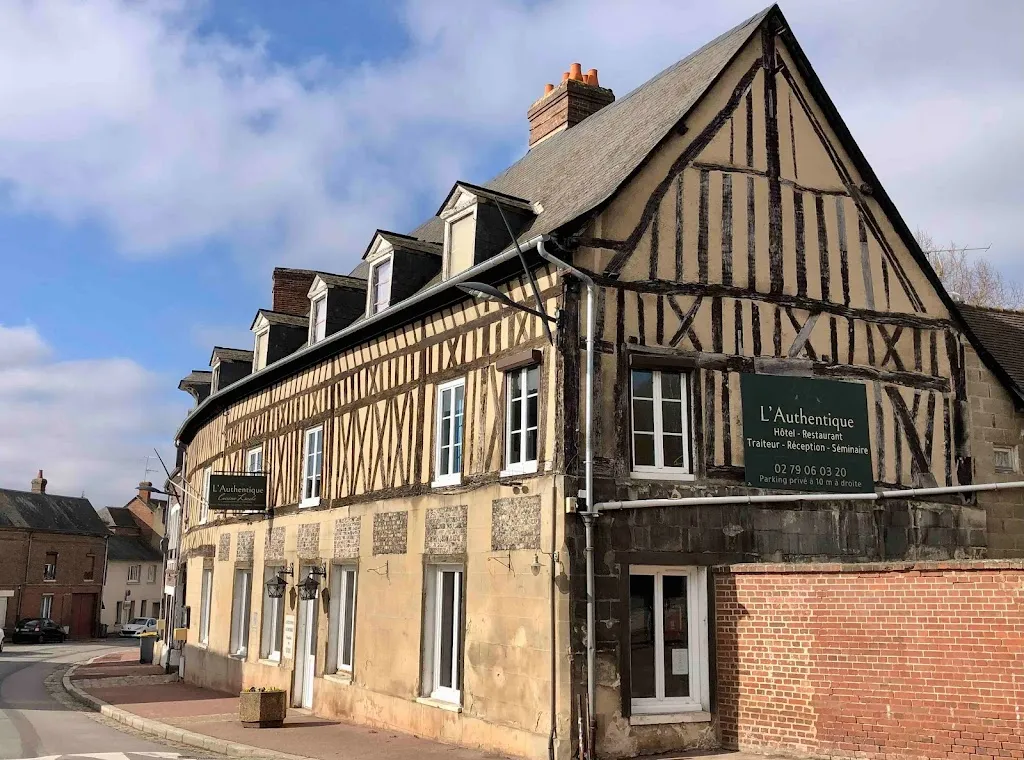 L'Authentique_Beaumont-le-Roger_slider_image_3