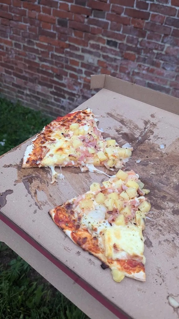 Léo Rebuffel_Déclic Pizza BEAUMONT_Beaumont-le-Roger_review