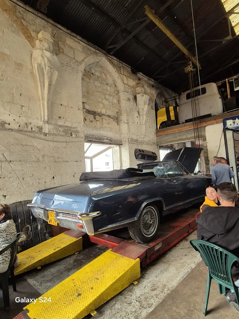 Le Bouche A Oreille_Beaumont-le-Roger_slider_image_3