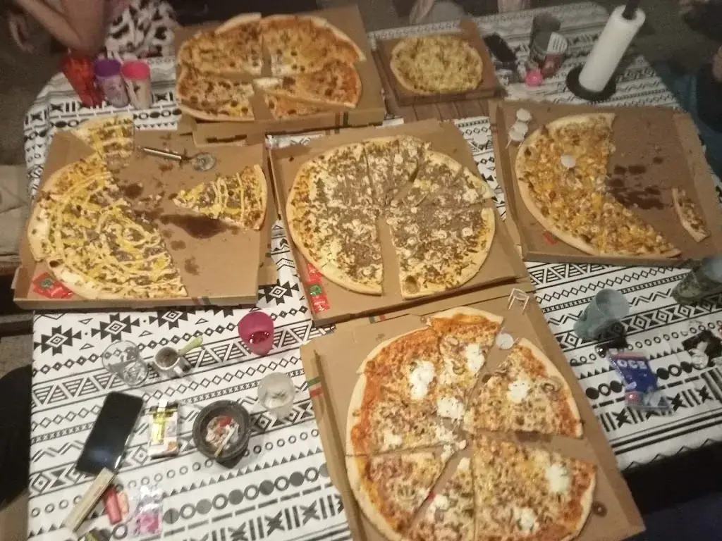 vanessa drocic_Délices pizza_Beaumont-le-Roger_review