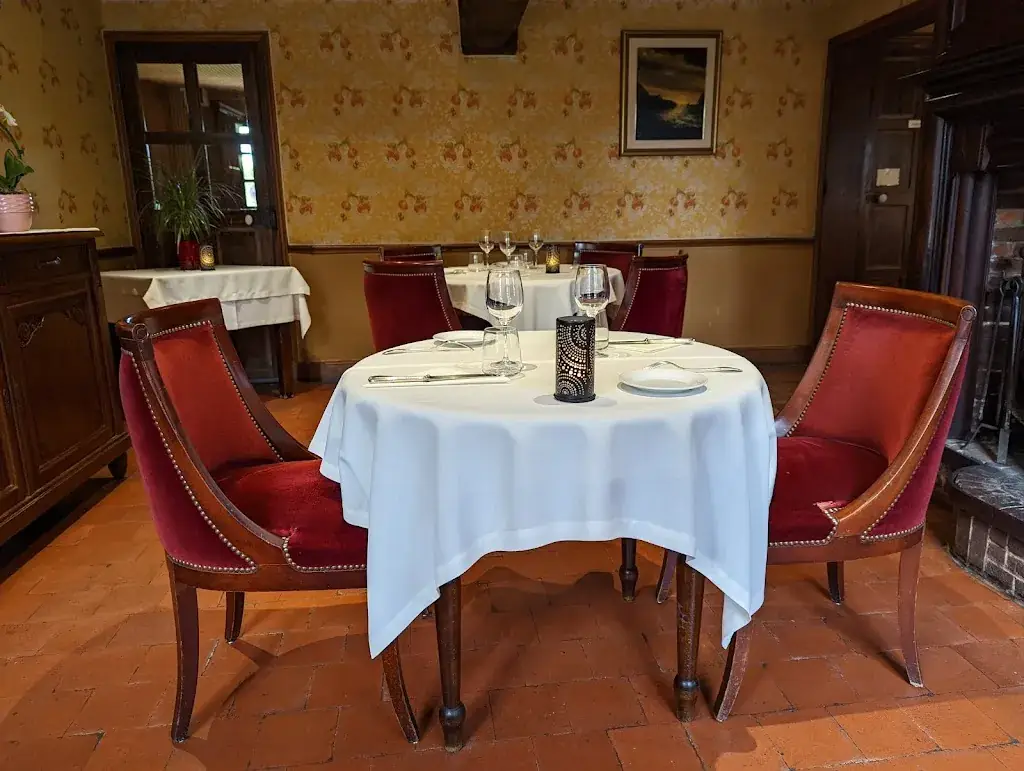 L'Etape Louis XIII_Mesnil-en-Ouche_slider_image_3