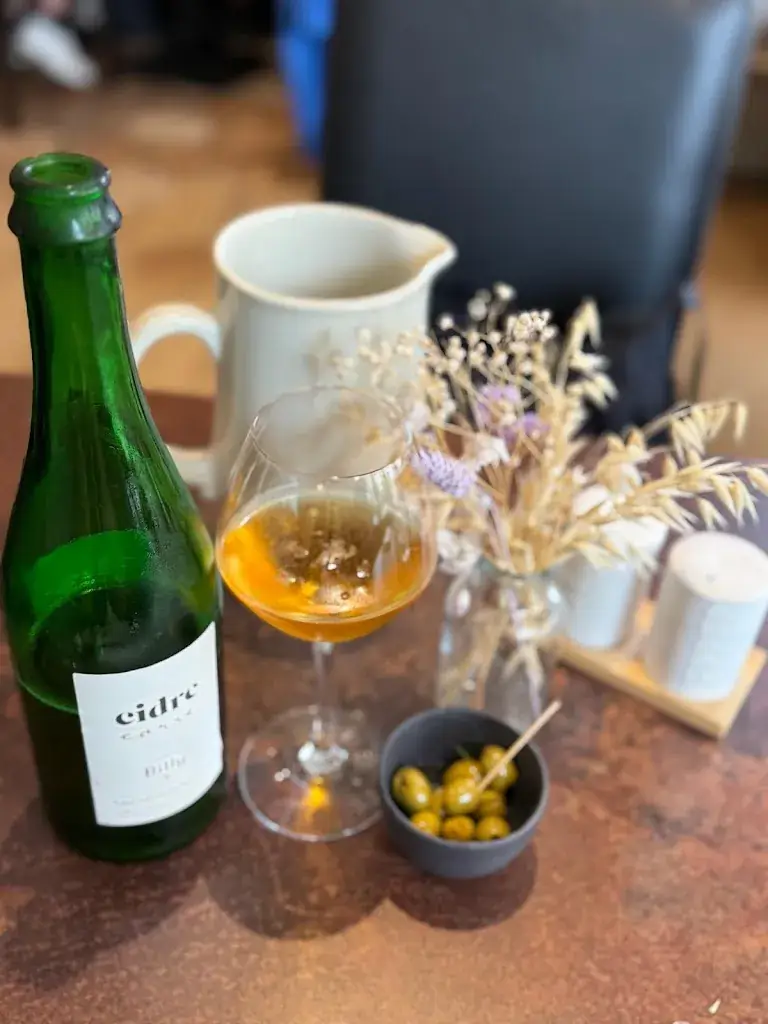 Vivien Soh_L'Alcôve_Bayeux_recensione