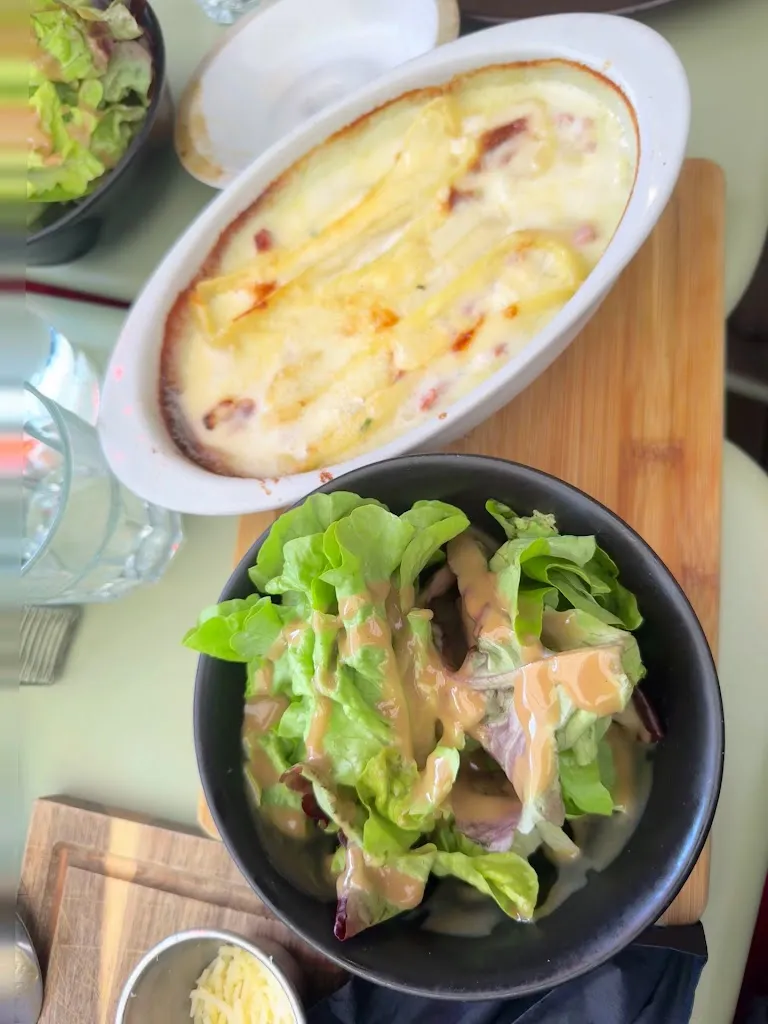 Le Moulin de la Galette_Bayeux_slider_image_2