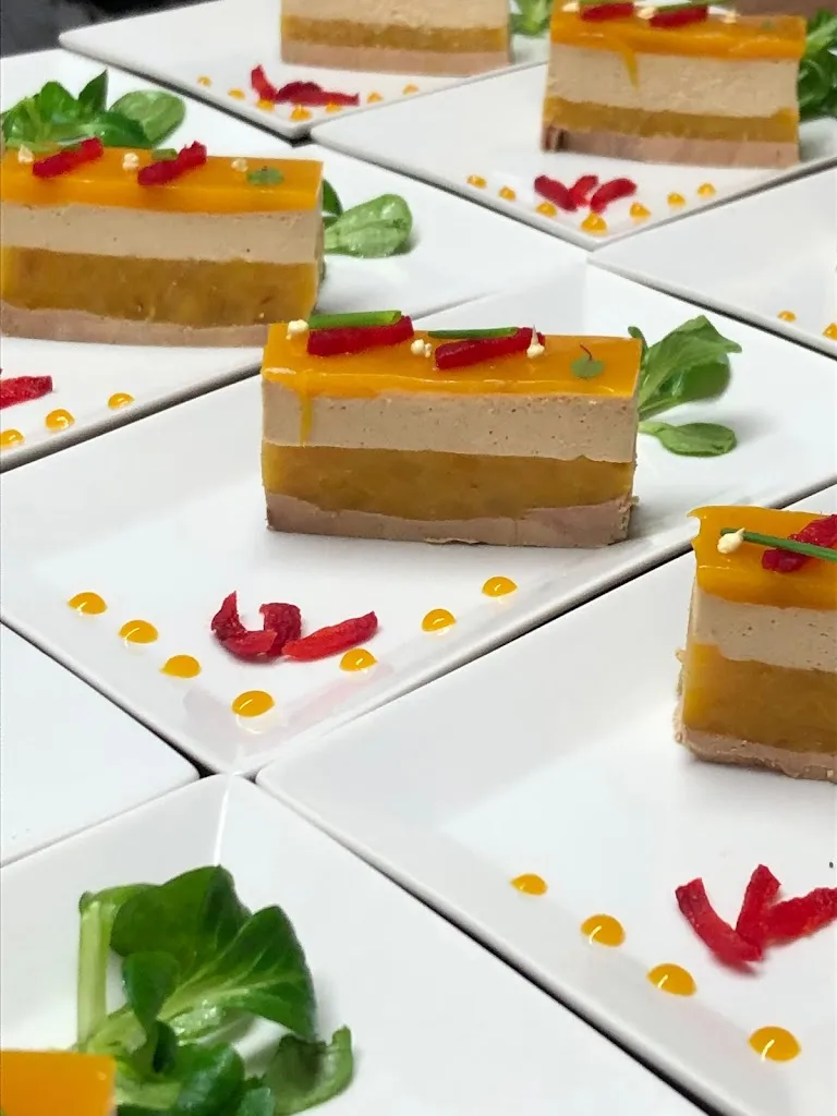 Giron Traiteur Restaurant Sarl_Gillonnay_slider_image_2