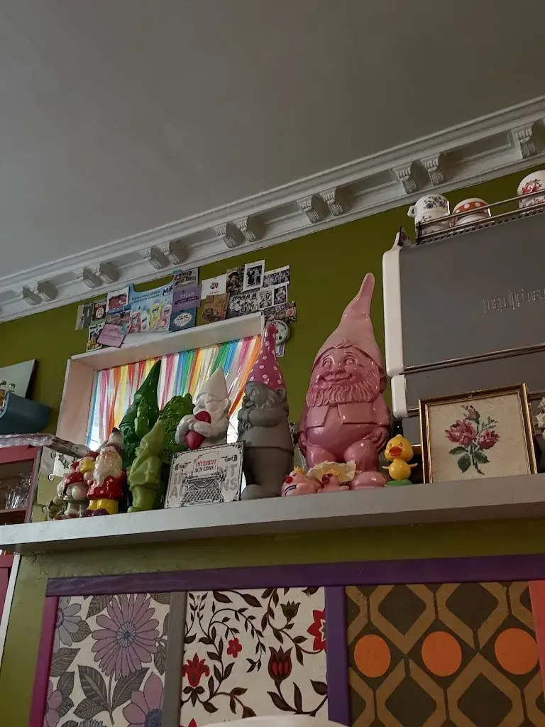 Nina V_Chez Paulette_Bayeux_review