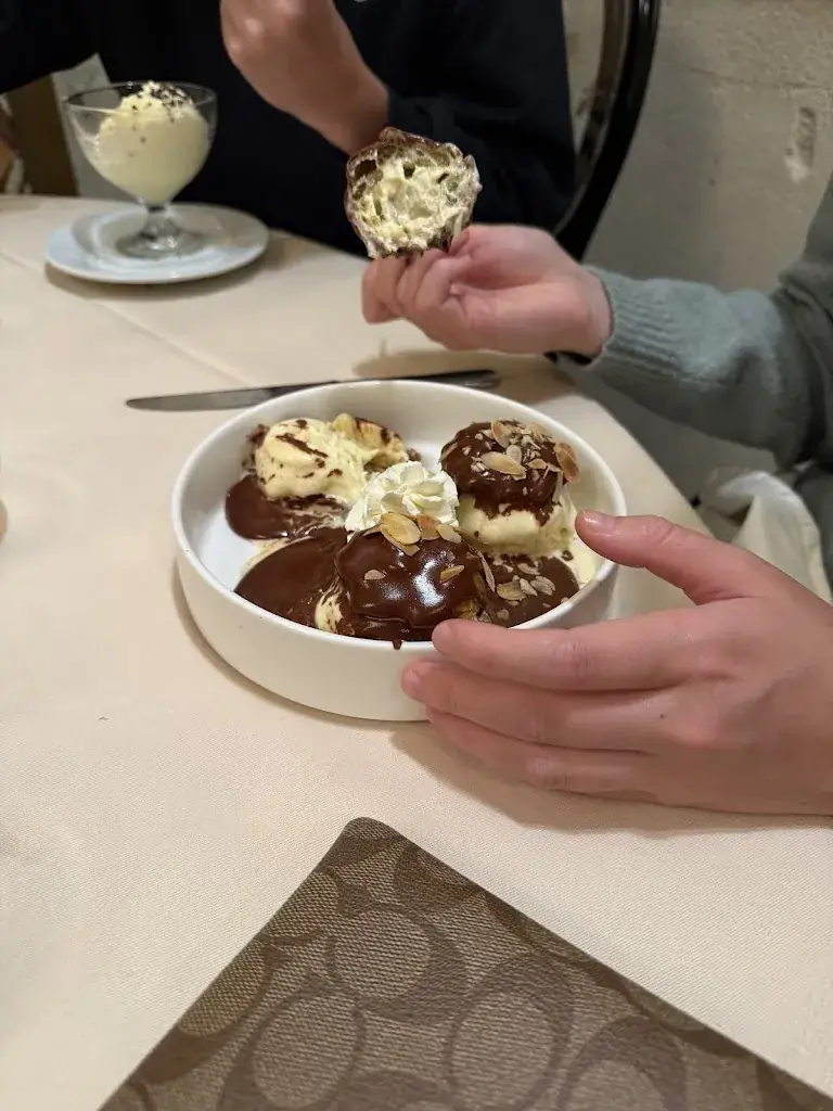 sherri moody_Le Pommier_Bayeux_review