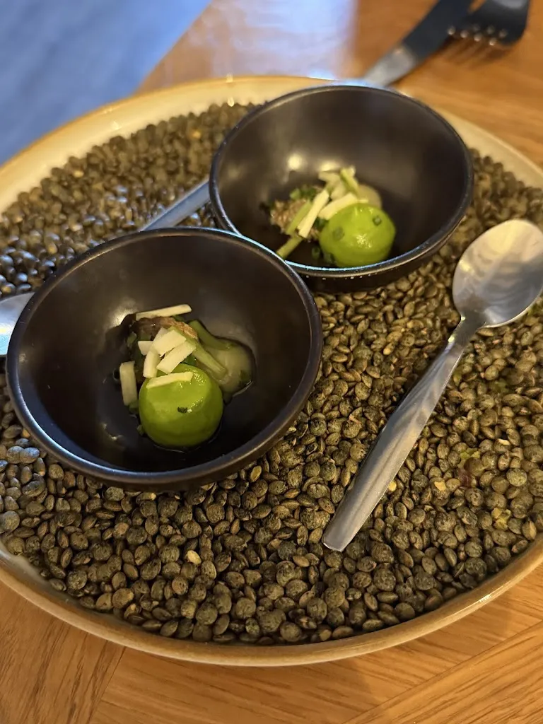 Sabine Munshi_L'Angle Saint Laurent_Bayeux_review