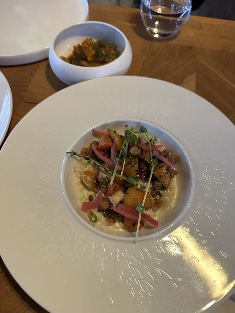 Rouzanna V.O._L'Angle Saint Laurent_Bayeux_review