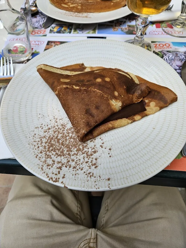 Avishek Das_L’Insolite_Bayeux_review