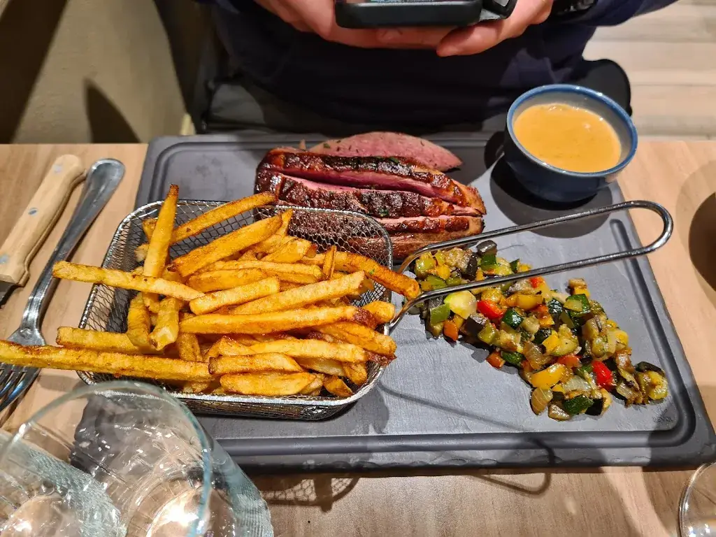 Rachel S_Le Drakkar_Bayeux_review