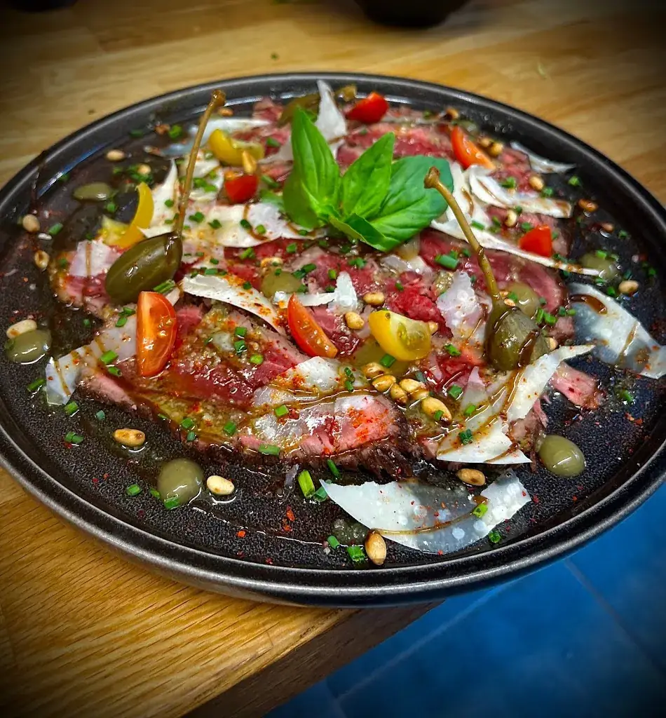 Oh La La !!_Bayeux_slider_image_2