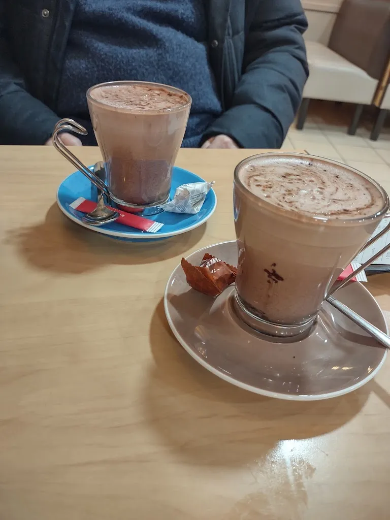 Cindy Pappas - Enault_La Terrasse_Bayeux_review