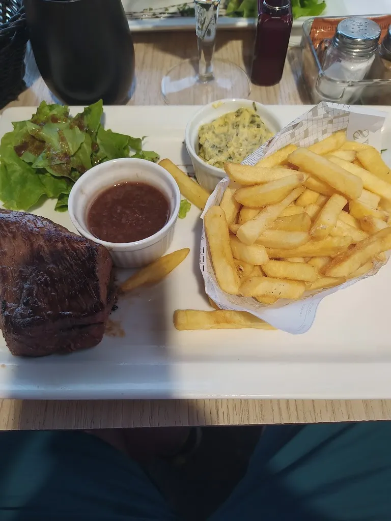 La Terrasse_Bayeux_slider_image_3