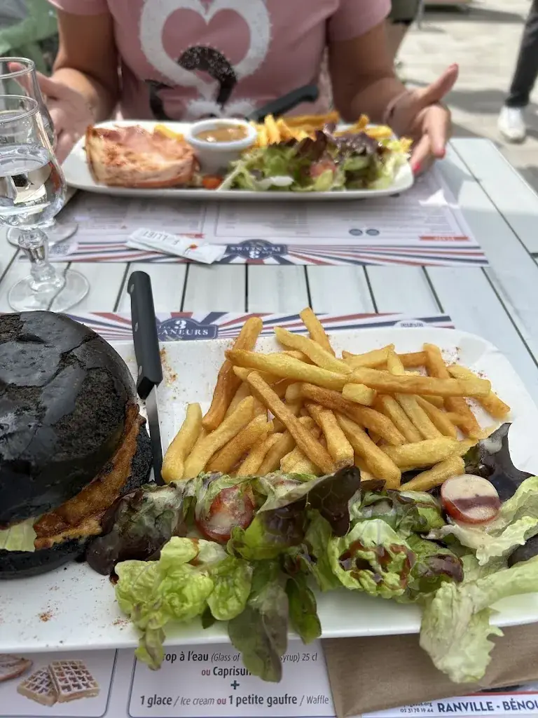 Do Ron_Les 3 Planeurs - restauration en continu_Bénouville_review