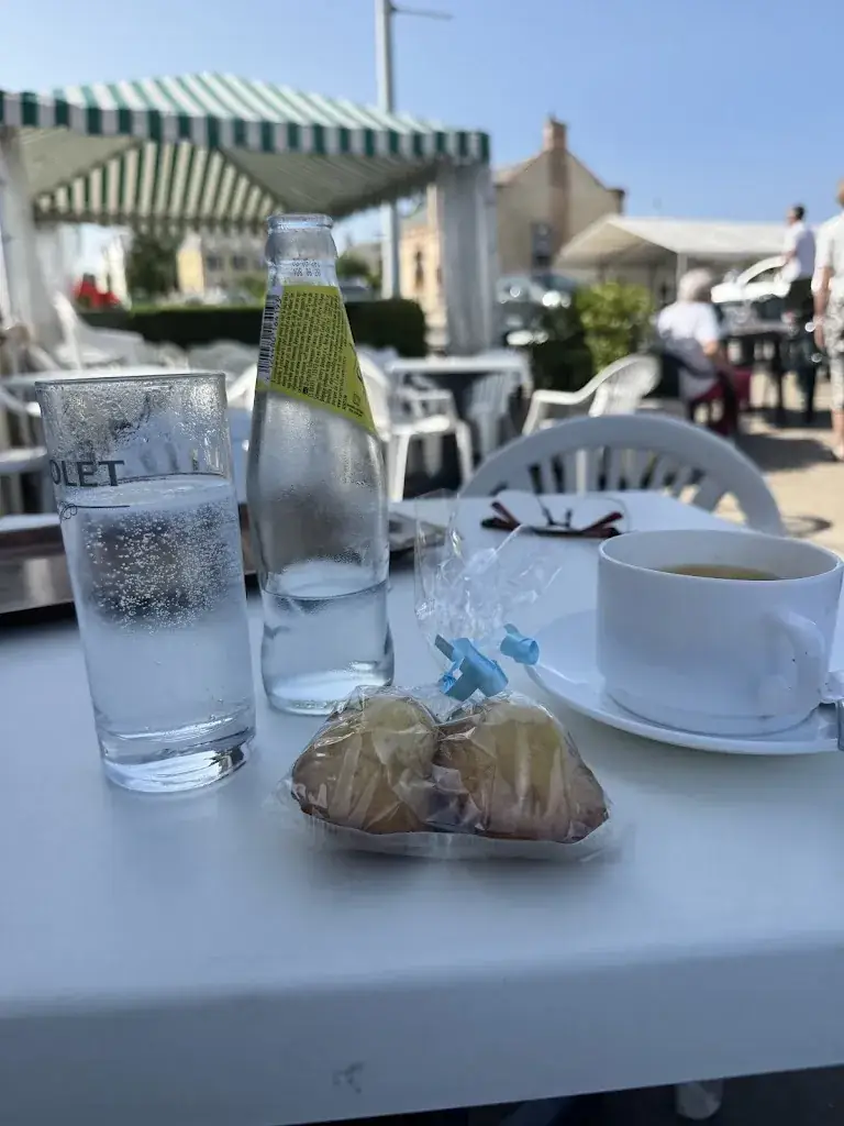 Café Gondrée_Bénouville_slider_image_3