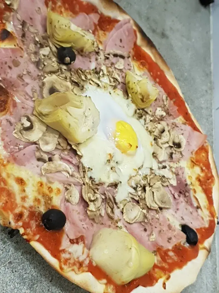 Isabelle Schmitt_Au P'Tit Creux_Bellengreville_recensione