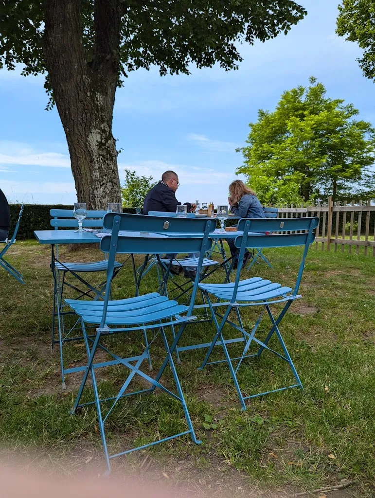 Natalie Myers_Bar des Promenades_Bellême_review