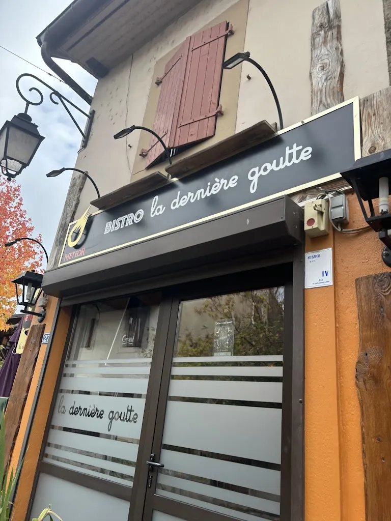 Pauline Simonart_Bistro La dernière goutte_Anthy-sur-Léman_recensione