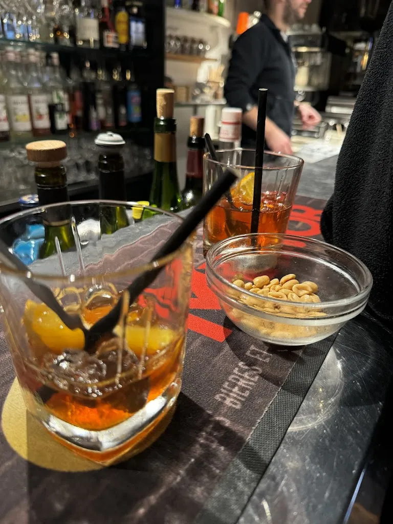 Mattéo Jacquier_Bistro La dernière goutte_Anthy-sur-Léman_recensione